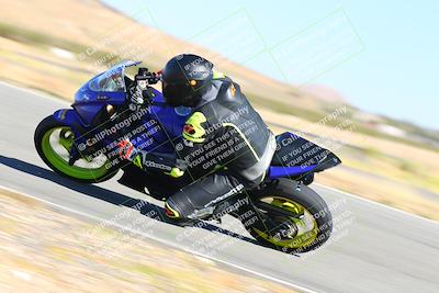 media/Oct-15-2023-TrackXperience (Sun) [[85198ff50b]]/Group 2/session 4 turn 3/